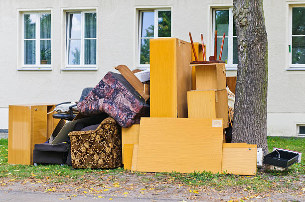 Best Basement Cleanout Services  in Woodland Beach, MI